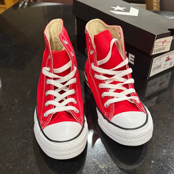 Converse Classic Red Canvas High-Tops W 7.5 M 5.5 - Picture 4 of 8